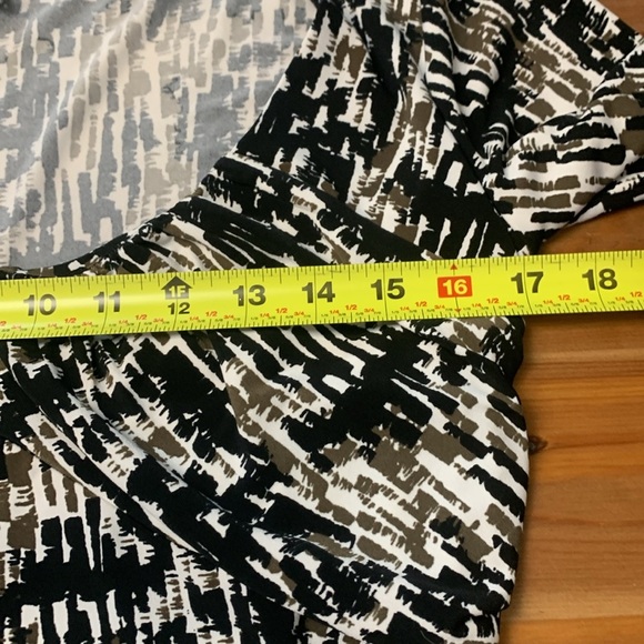 Ann Taylor Office Dress w Stretch, Wrinkle Free, Neutral Colours, Soft Knit - Picture 8 of 12